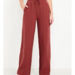 Old Navy Dynamic Fleece Wide-Leg Pants - XL - Cherry Birch - Excellent Condition